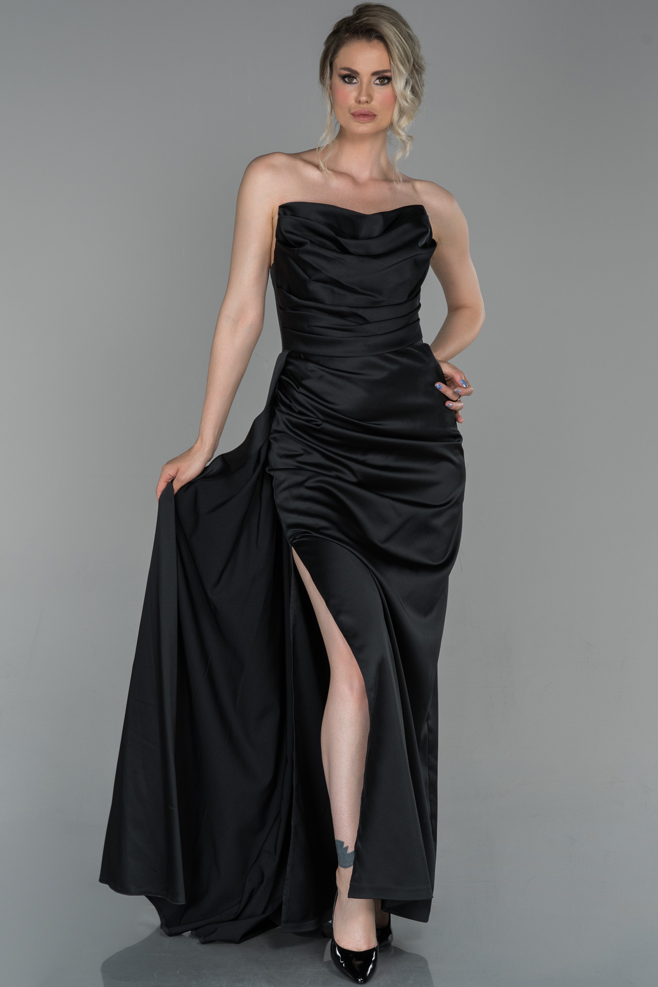 Robe De Soir E Longue Satin Noir Abu Abiyefon Com