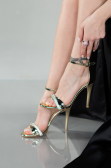 Chaussure de soirée Cuir Verni Or AB702