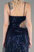 Haute Couture Longue Squameuse Bleu Marine ABU3347