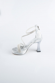 Chaussure Coupe Au Laser Argent MJ5154