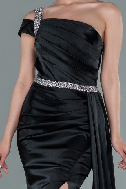 Robe de Soirée Longue Satin Noir ABU2363