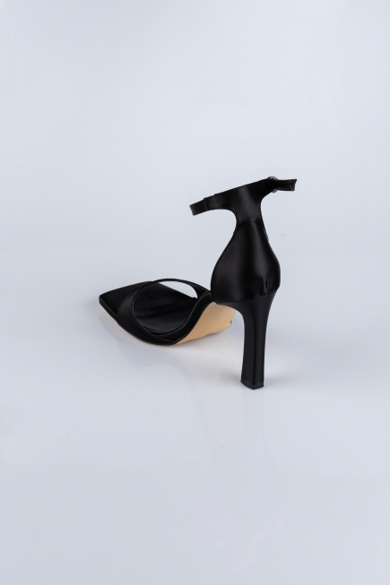 Chaussure de soirée Satin Noir AB700