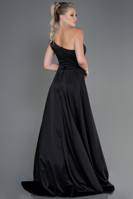 Robe de Soirée Longue Satin Noir ABU2933