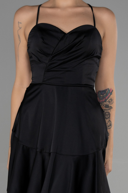 Robe de Cérémonie Courte Satin Noir ABK1843