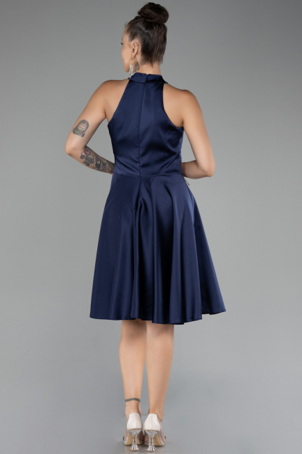 Tenue de Soirée Courte Satin Bleu Marine ABK2112