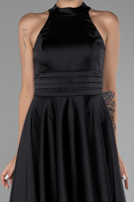 Tenue de Soirée Courte Satin Noir ABK2112