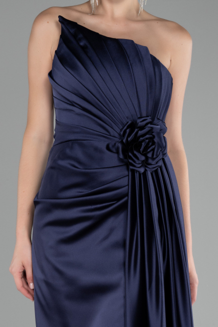 Robe de Soirée Longue Satin Bleu Marine ABU4174