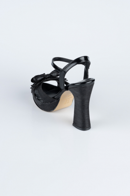 Chaussure Coupe Au Laser Noir MJL2331