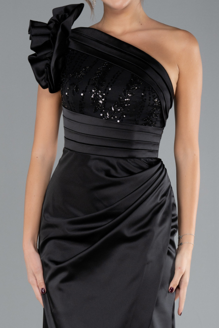 Robe de Soirée Longue Satin Noir ABU4325