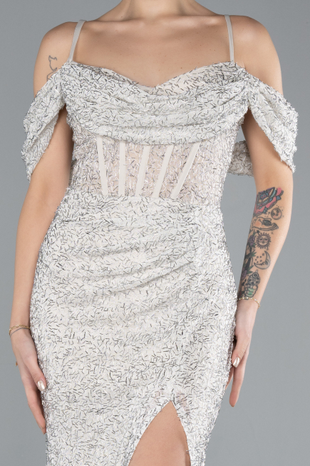 Robe de Soirée Longue Perlé Beige ABU4394
