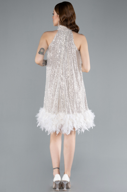 Tenue de Soirée Courte Beige ABU4876