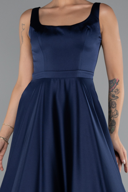 Robe de Soirée Longue Satin Bleu Marine ABU5136