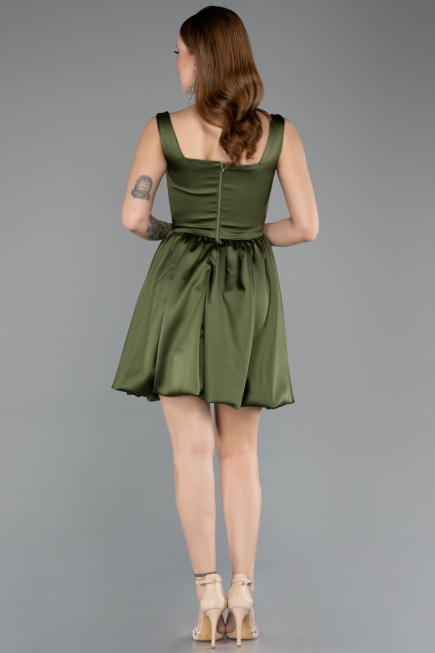 Tenue de Soirée Courte Satin Kaki ABK2529