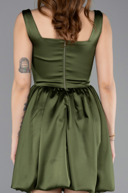 Tenue de Soirée Courte Satin Kaki ABK2529