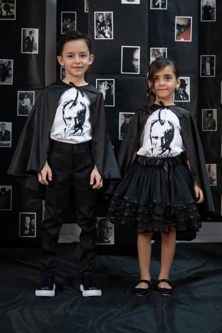 Cape Fille Noir KT100