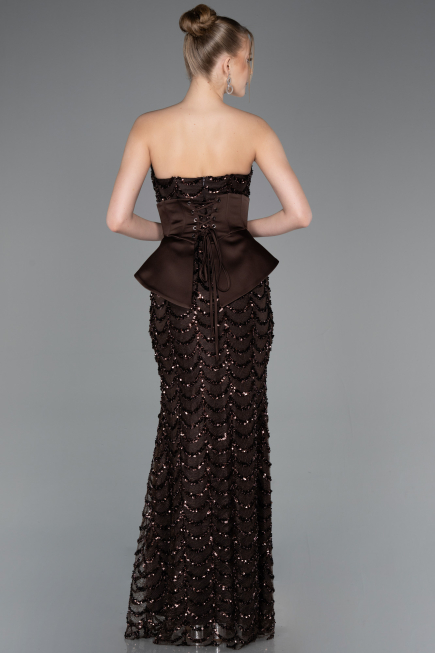 Tenue de Soirée Longue Squameuse Brun ABU5979