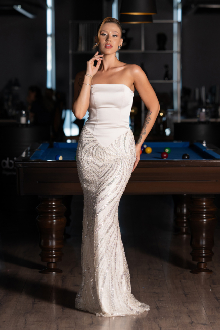 Robe Queue de Poisson Longue Perlé Beige ABU6315