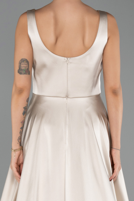Robe de Soirée Longue Satin Beige ABU6572
