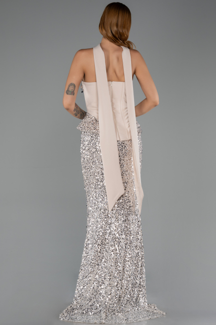 Robe Queue de Poisson Longue Beige ABU6620